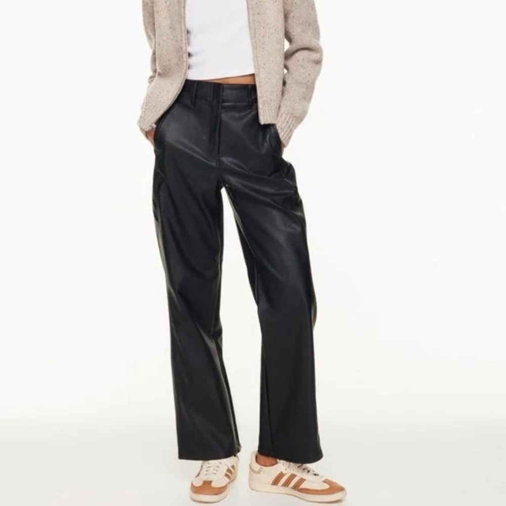 Aritzia Wilfred Free Ascendant Pant Size 2 - Black